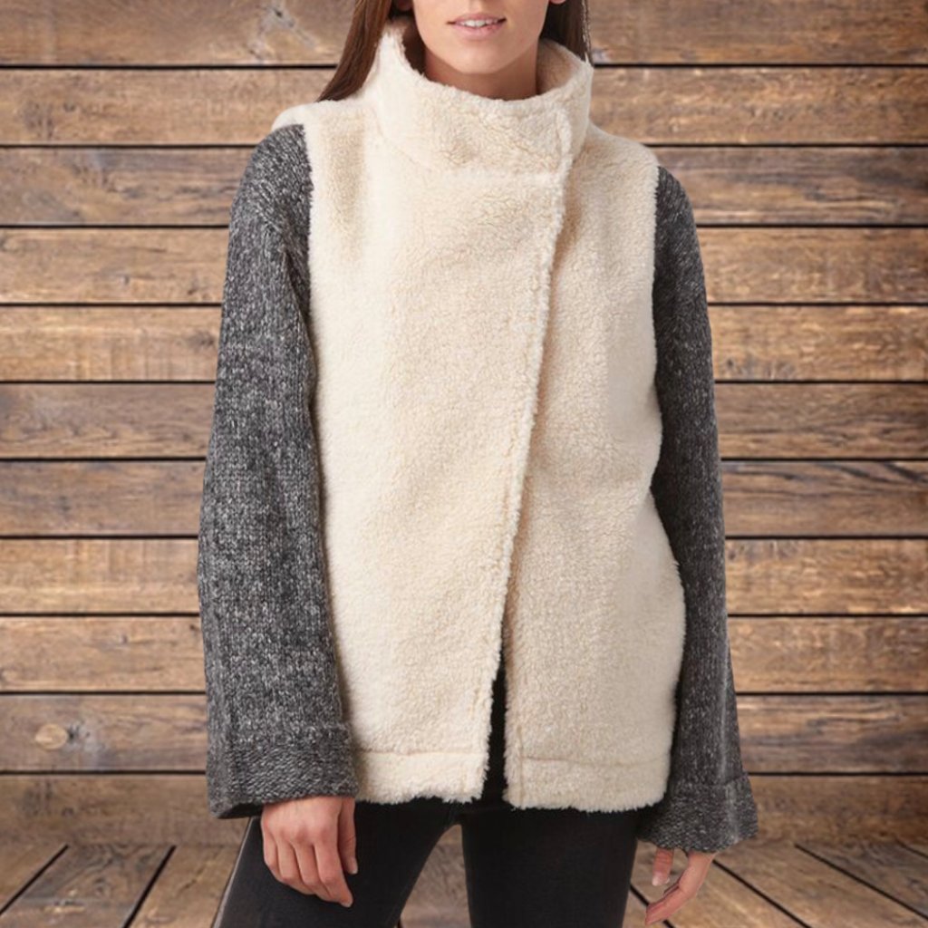 Dylan Snowcap Sherpa Snap Vest